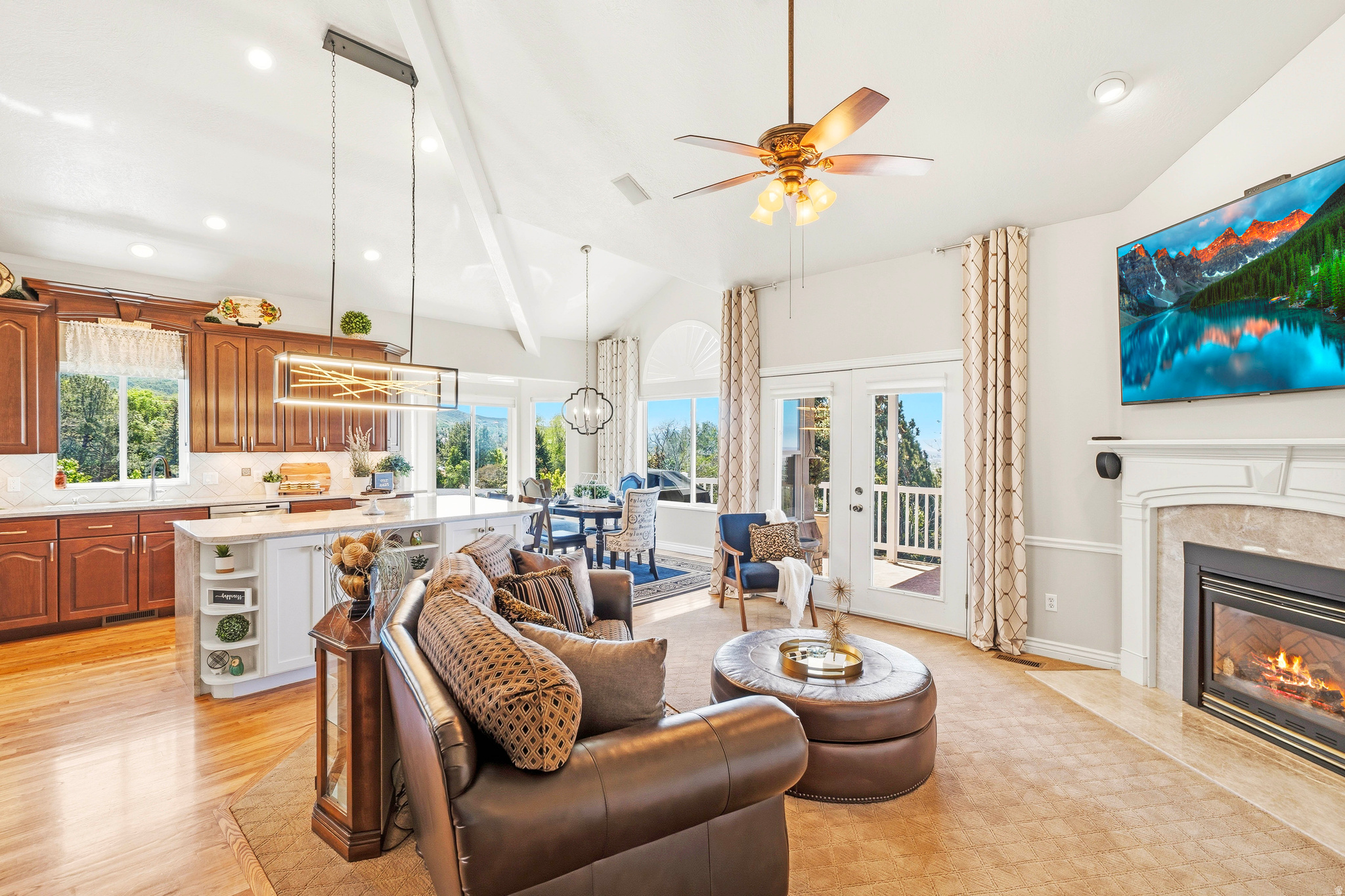 BARTON WOODS - Residential