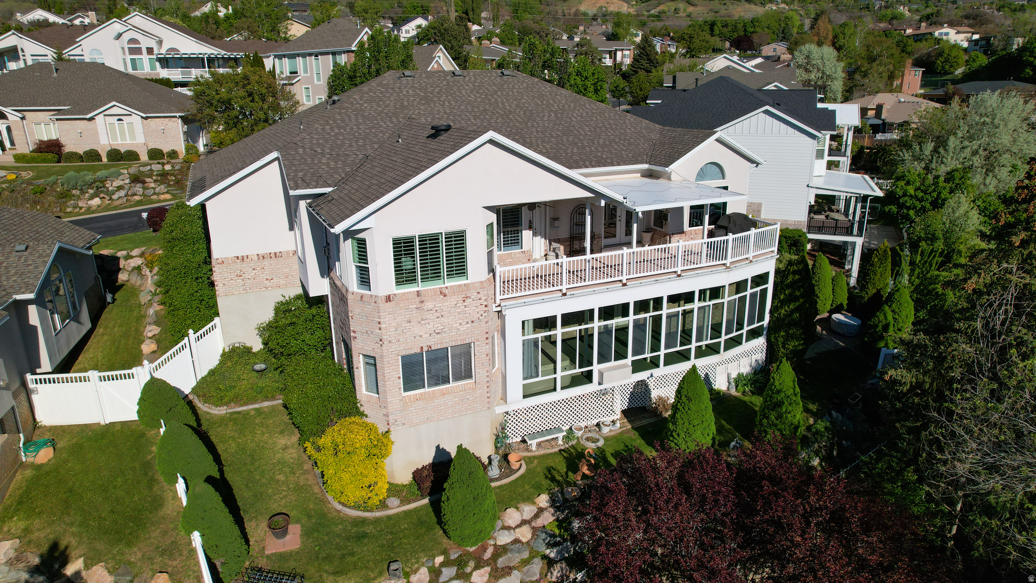 BARTON WOODS - Residential