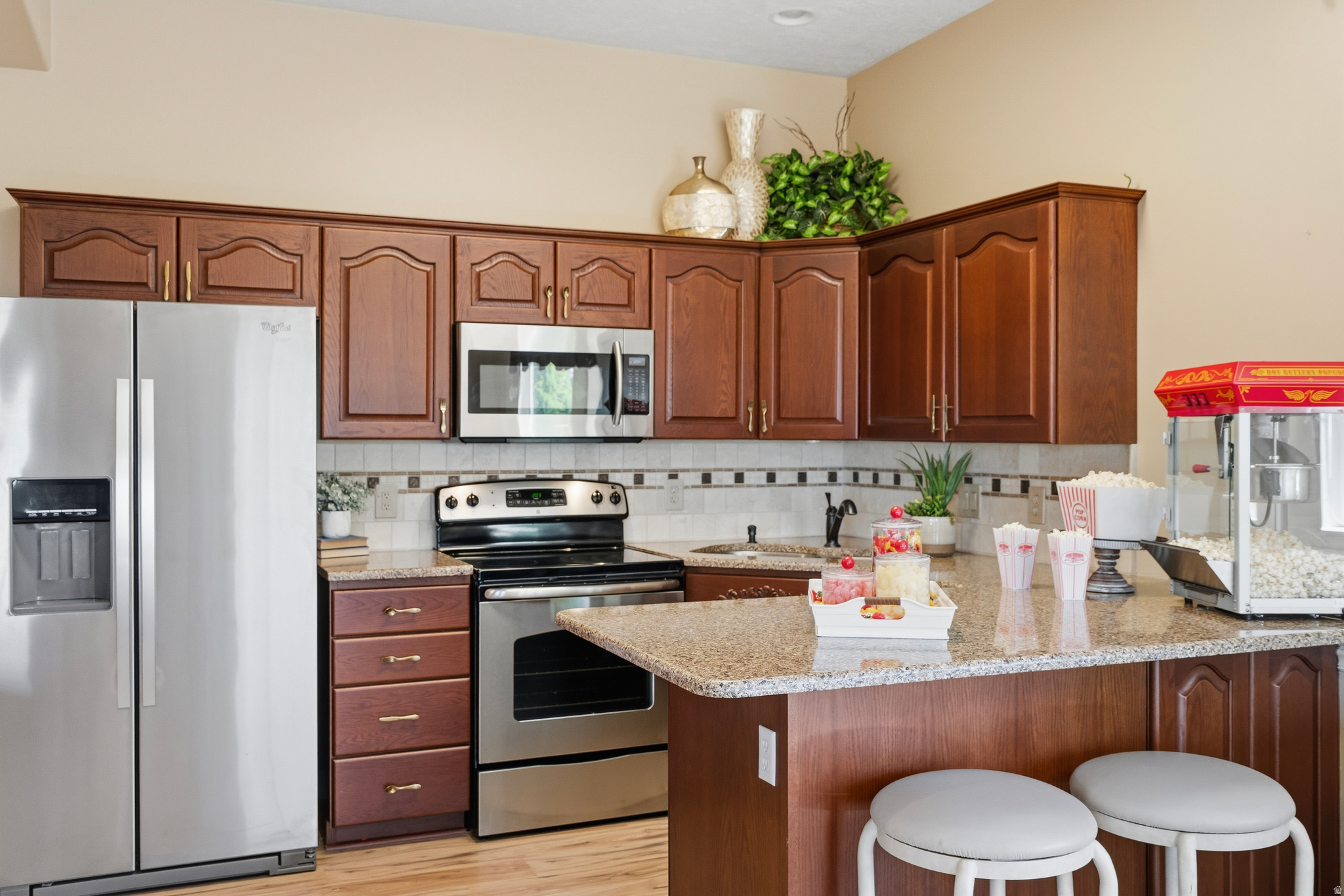 BARTON WOODS - Residential