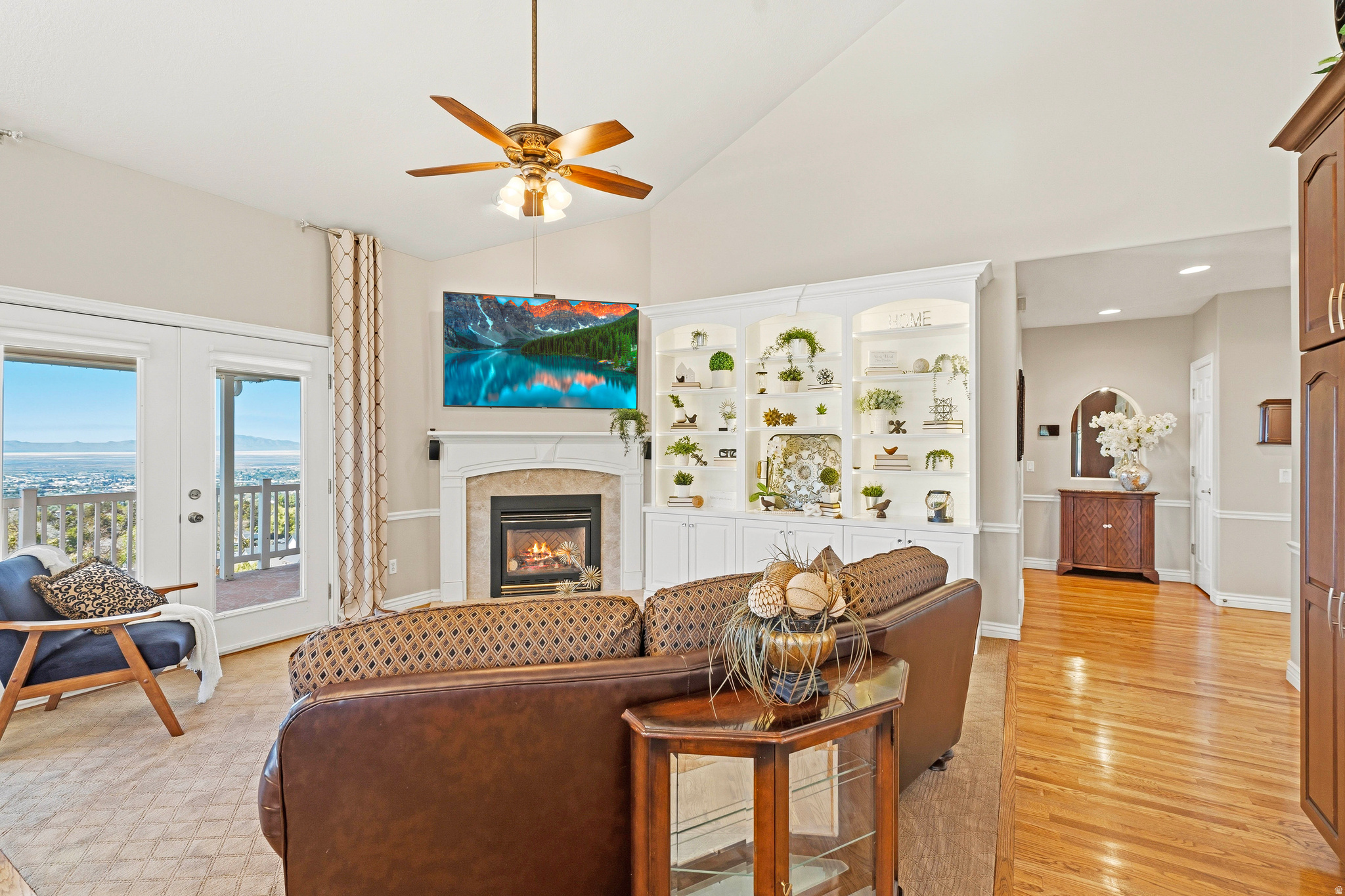 BARTON WOODS - Residential