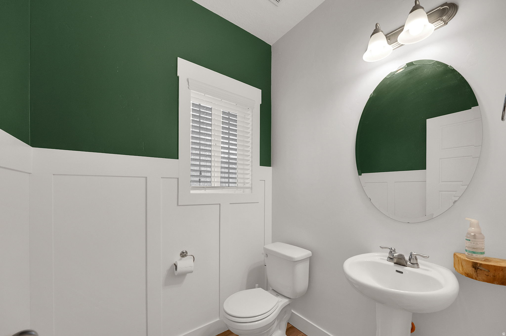 SILVER LAKE - Residential