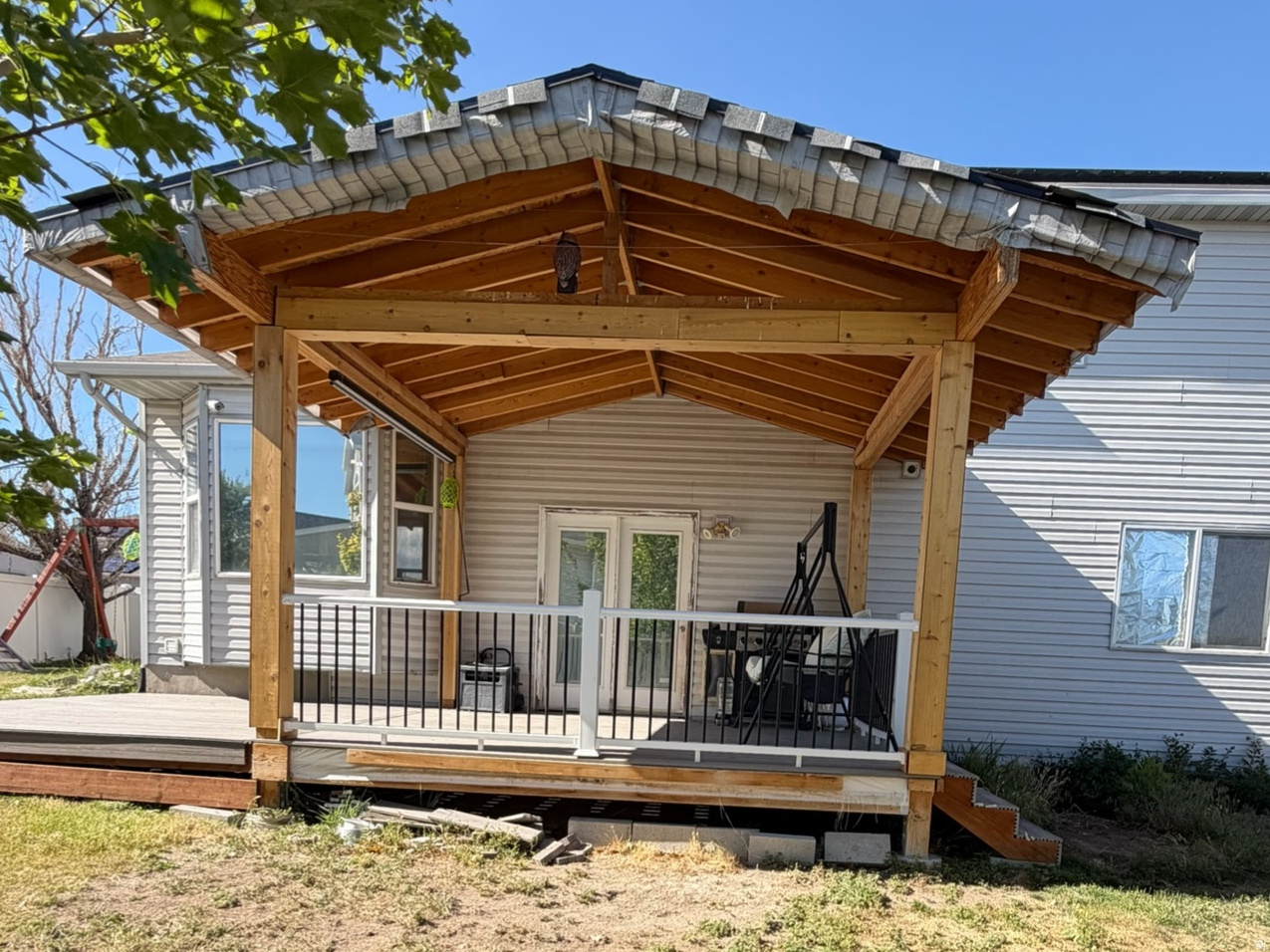 SUNCREST RIDGE - Residential