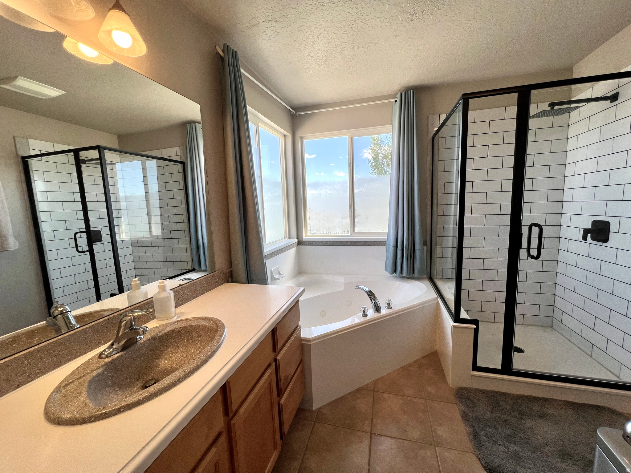 SUNCREST RIDGE - Residential