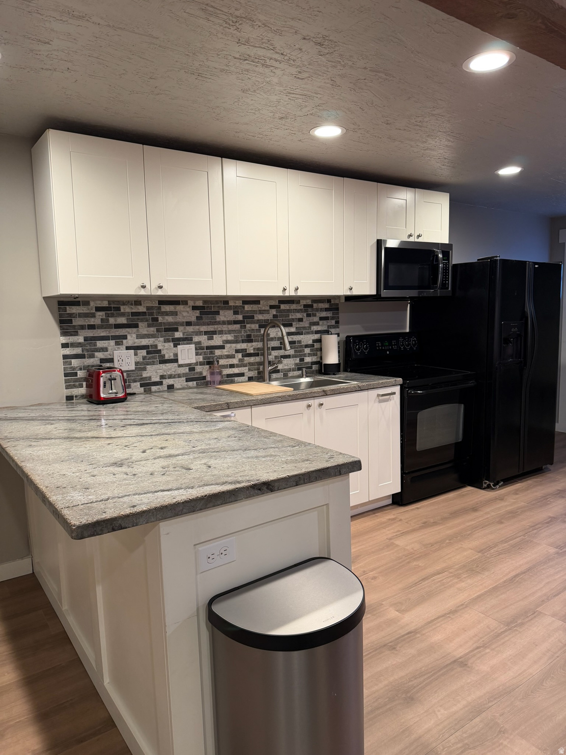 SUNCREST RIDGE - Residential