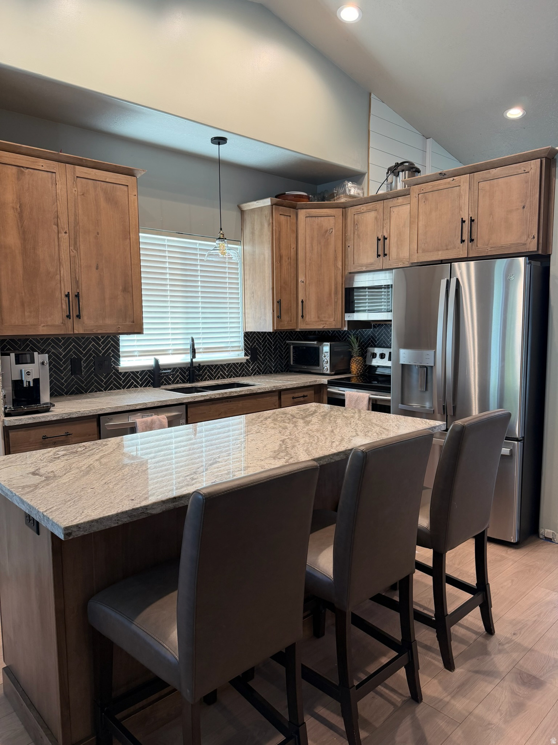 SUNCREST RIDGE - Residential