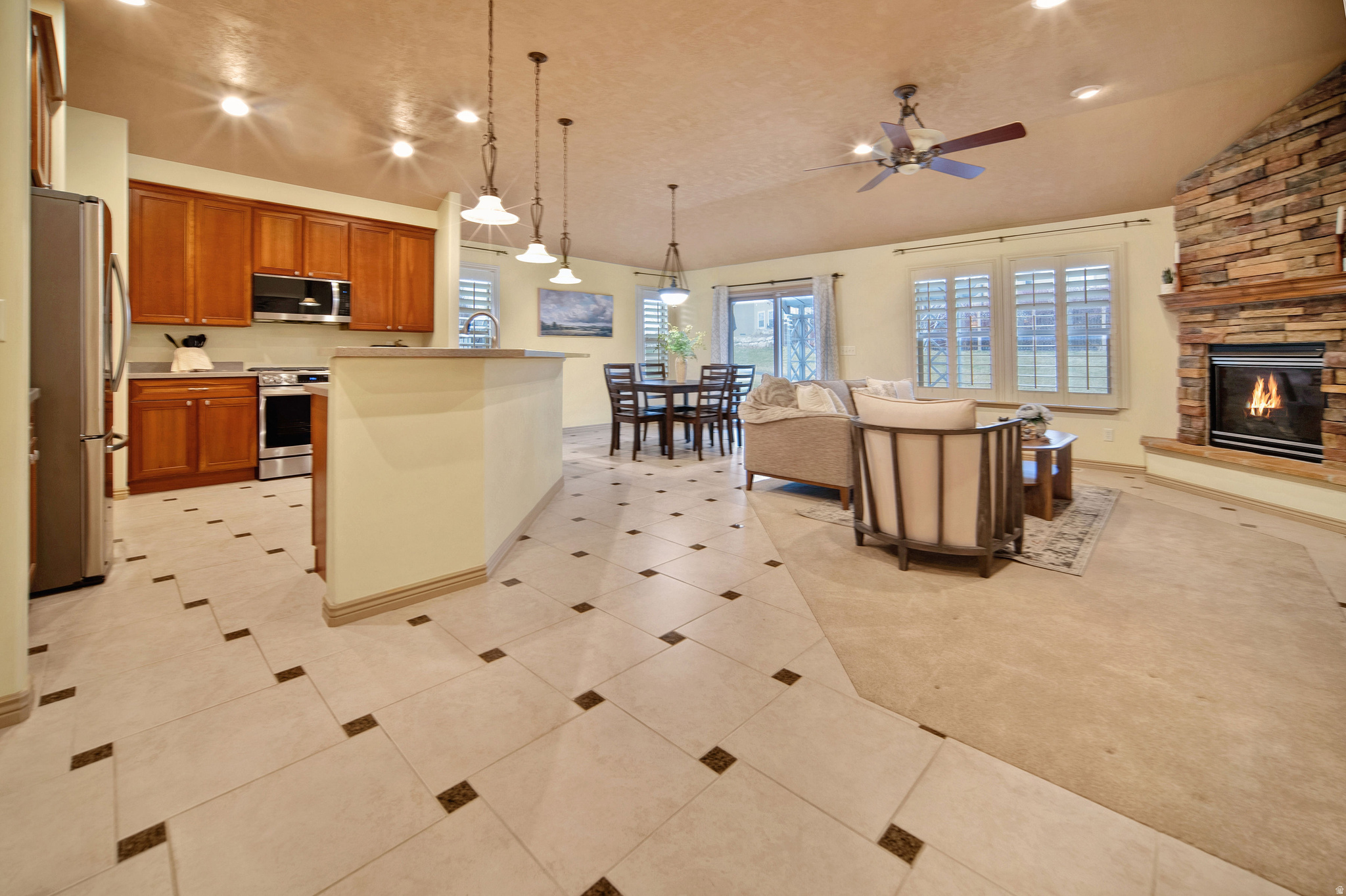 HIGHLAND HILLS - Residential