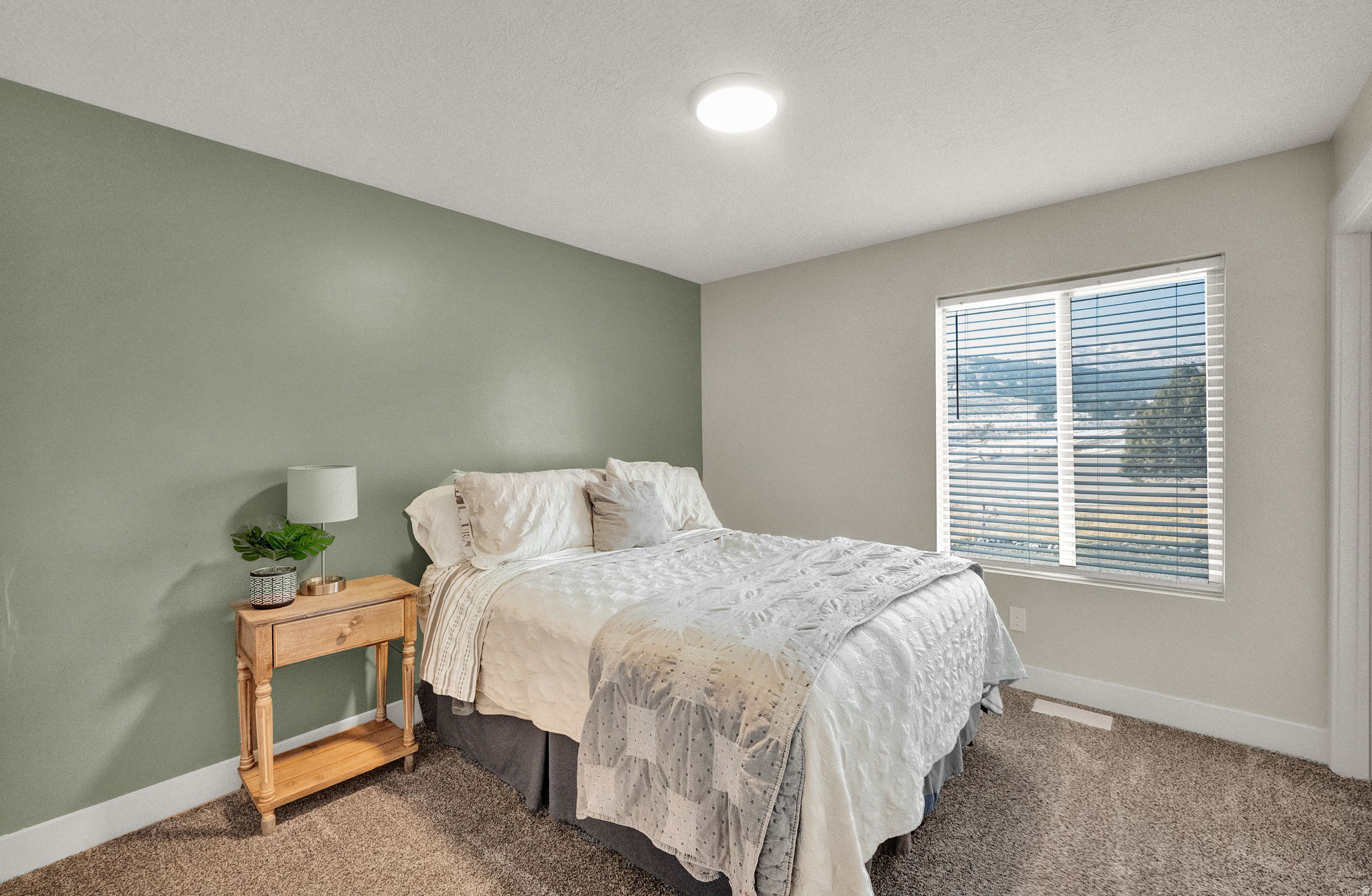 ROSE MOUNTAIN ESTATE - Residential