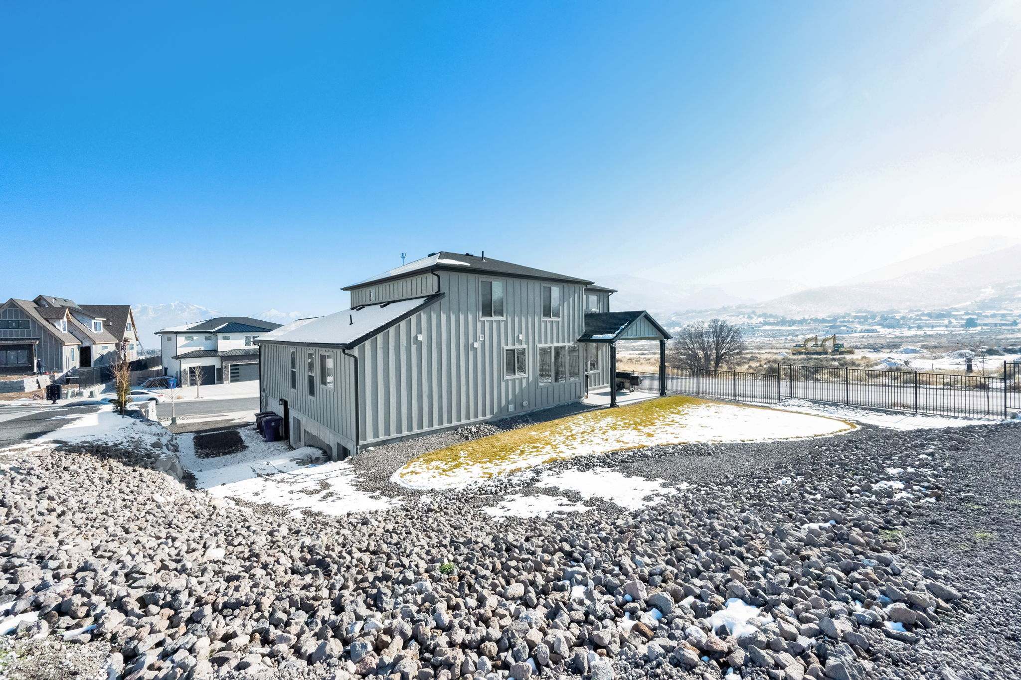 ROSE MOUNTAIN ESTATE - Residential