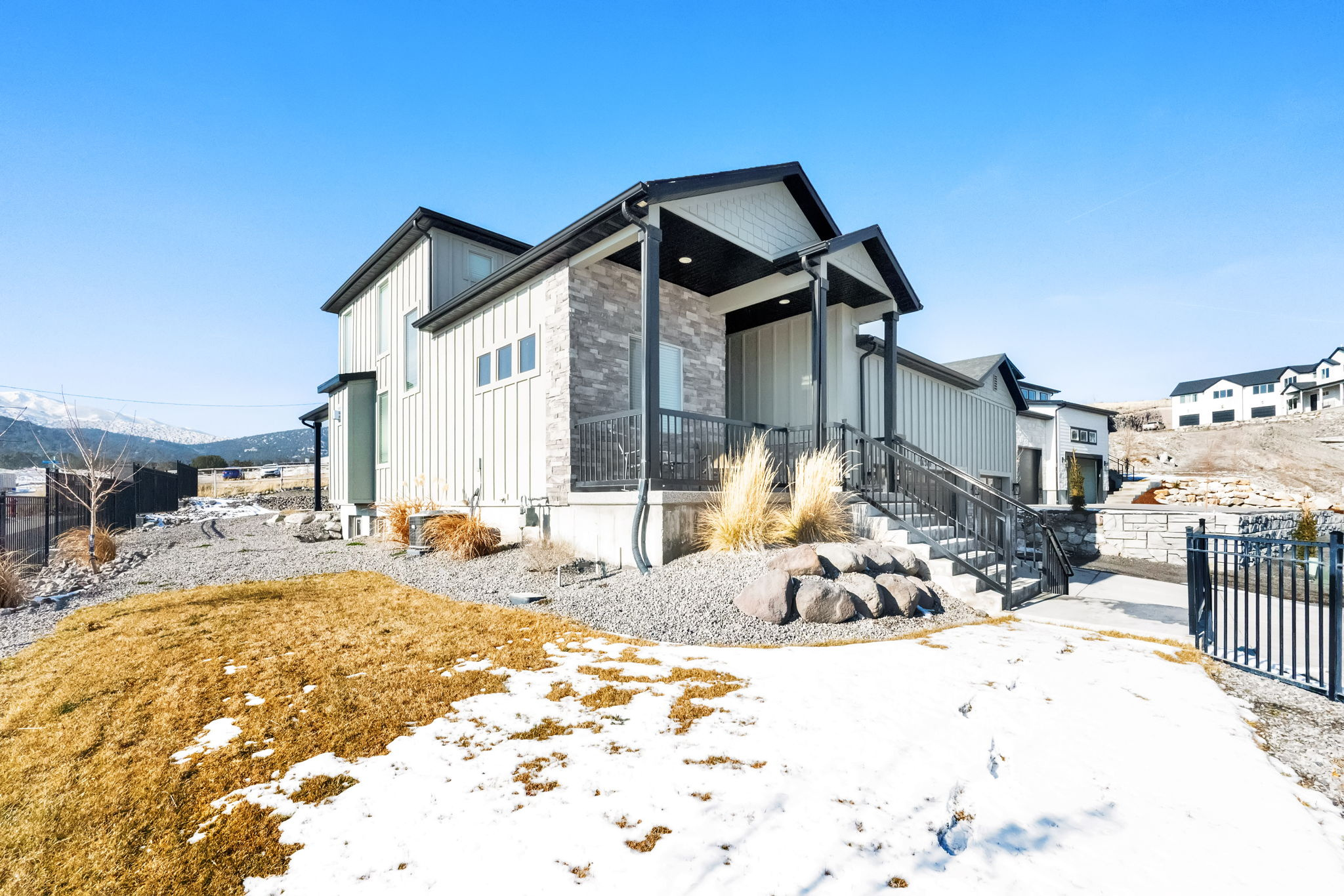 ROSE MOUNTAIN ESTATE - Residential