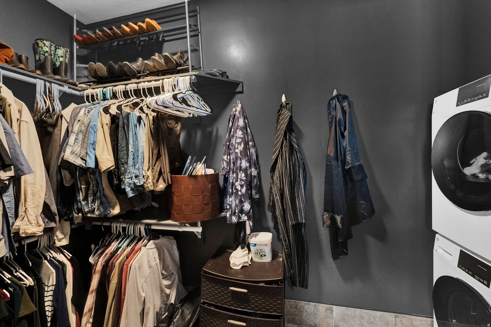 ROSE MOUNTAIN ESTATE - Residential