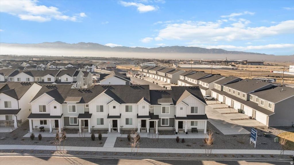 Photo of 1972 N BLUE IRIS AVE #1025, Tooele, UT 84074 (MLS # 2133985)