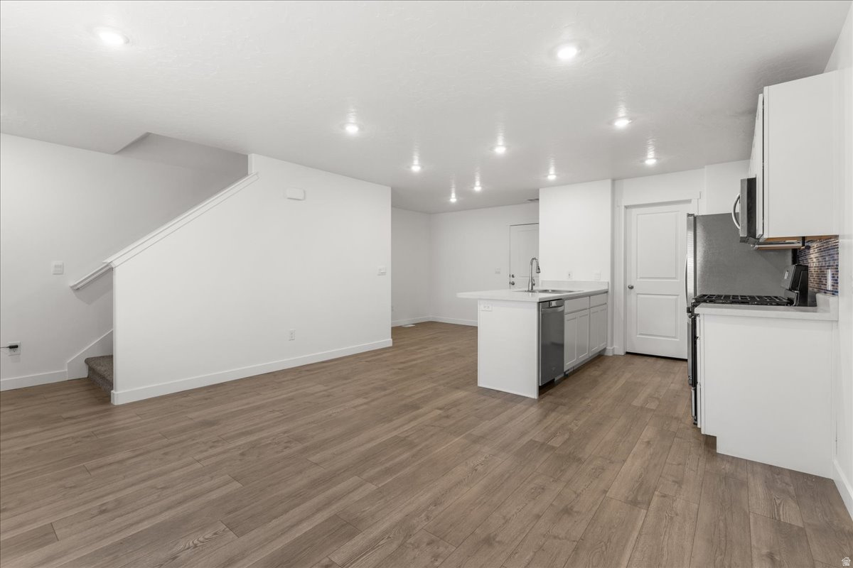 WESTERN ACRES - Residential