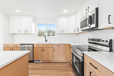 Tiny photo for 329 E TROY WAY, Millcreek, UT 84107 (MLS # 2127718)