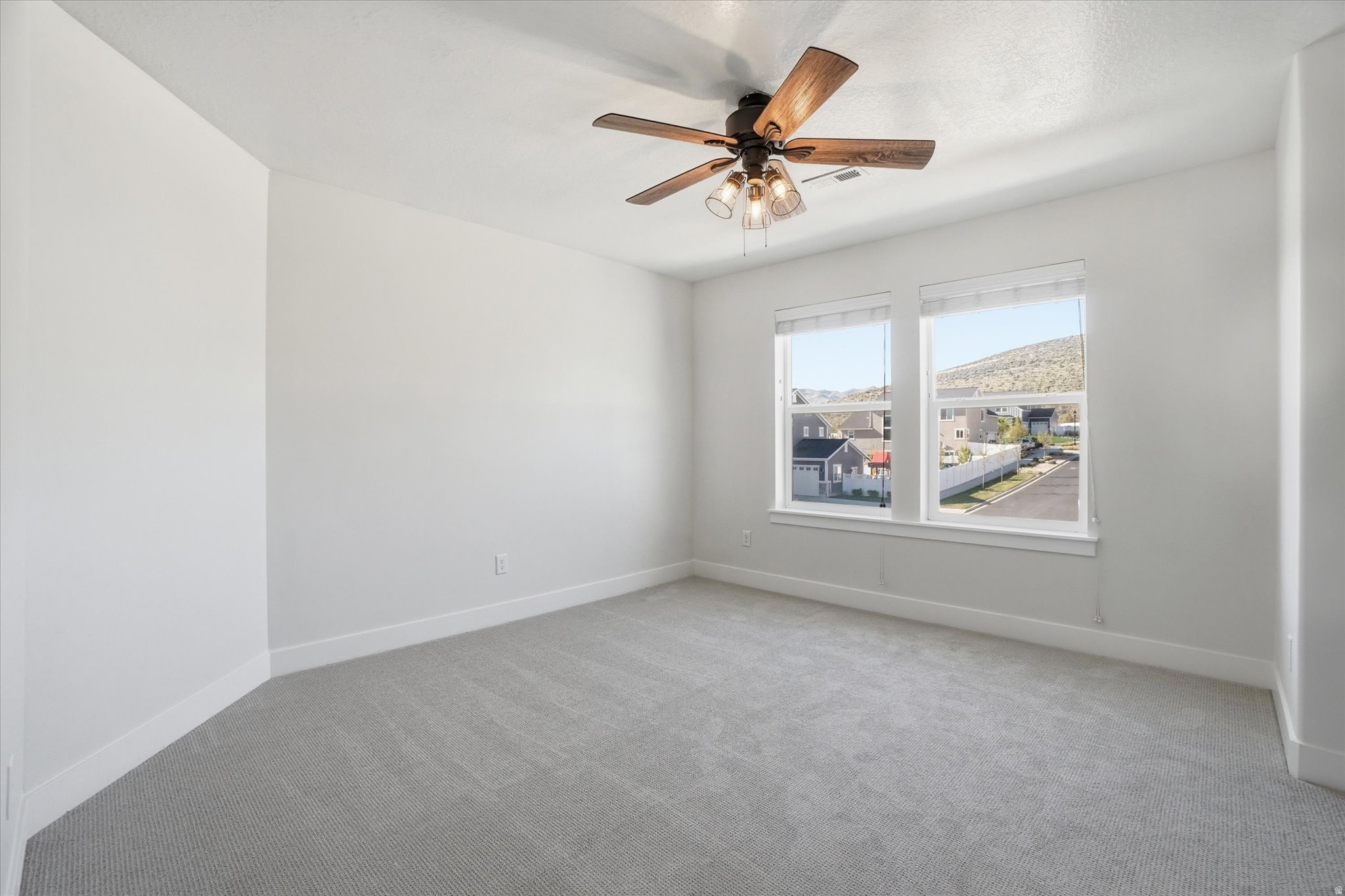 THE RIDGE - Residential