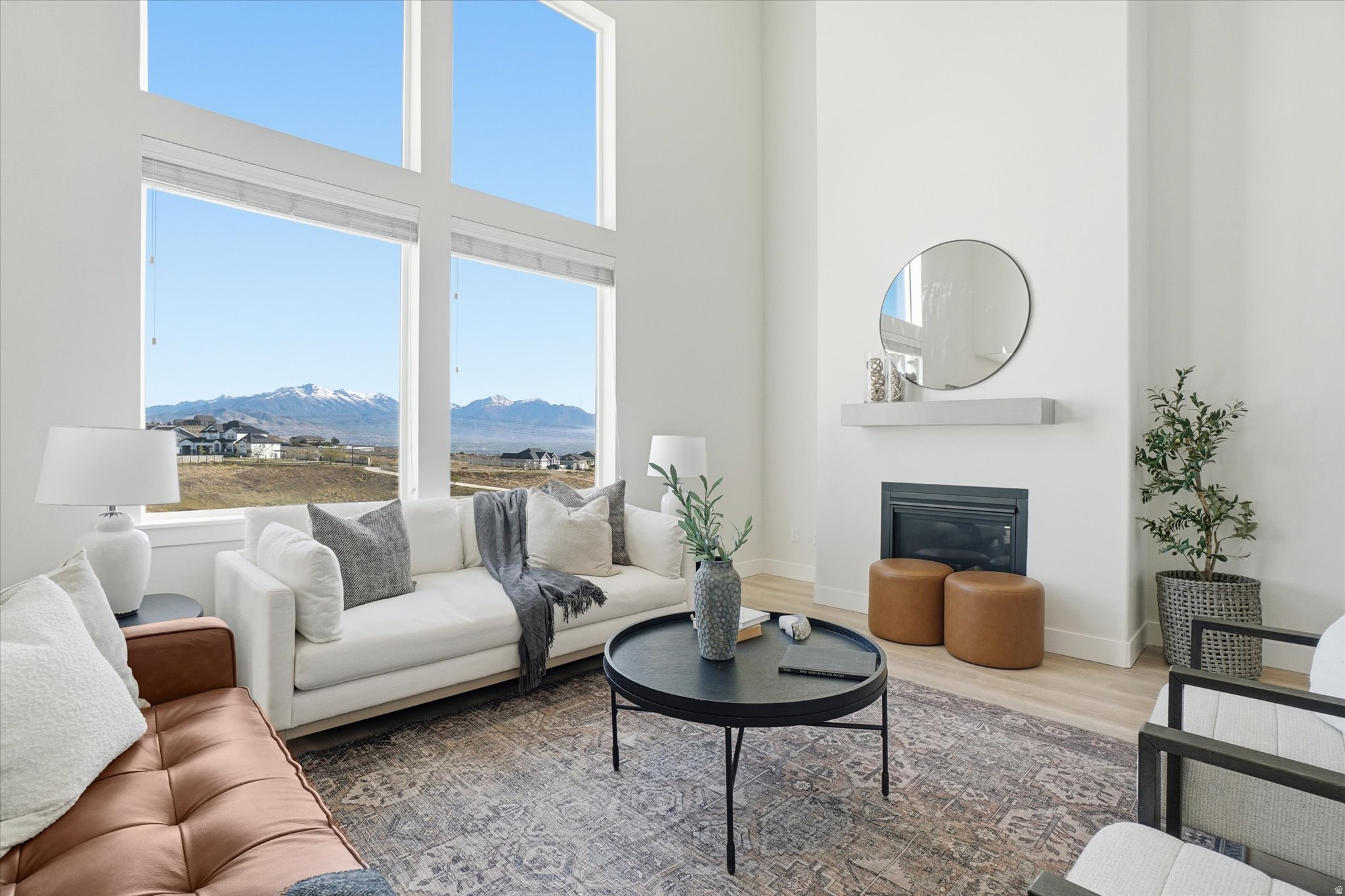 THE RIDGE - Residential