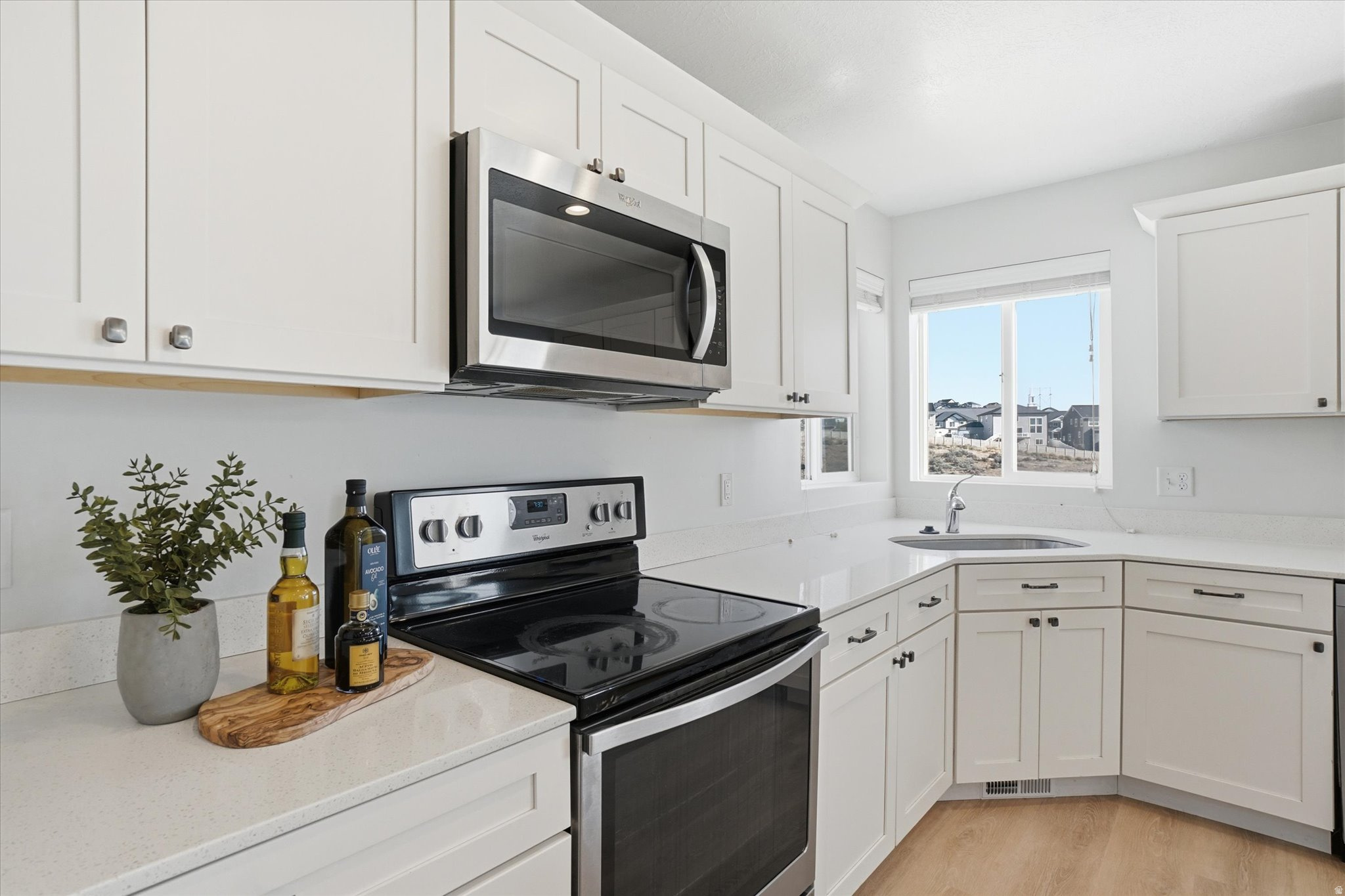 THE RIDGE - Residential