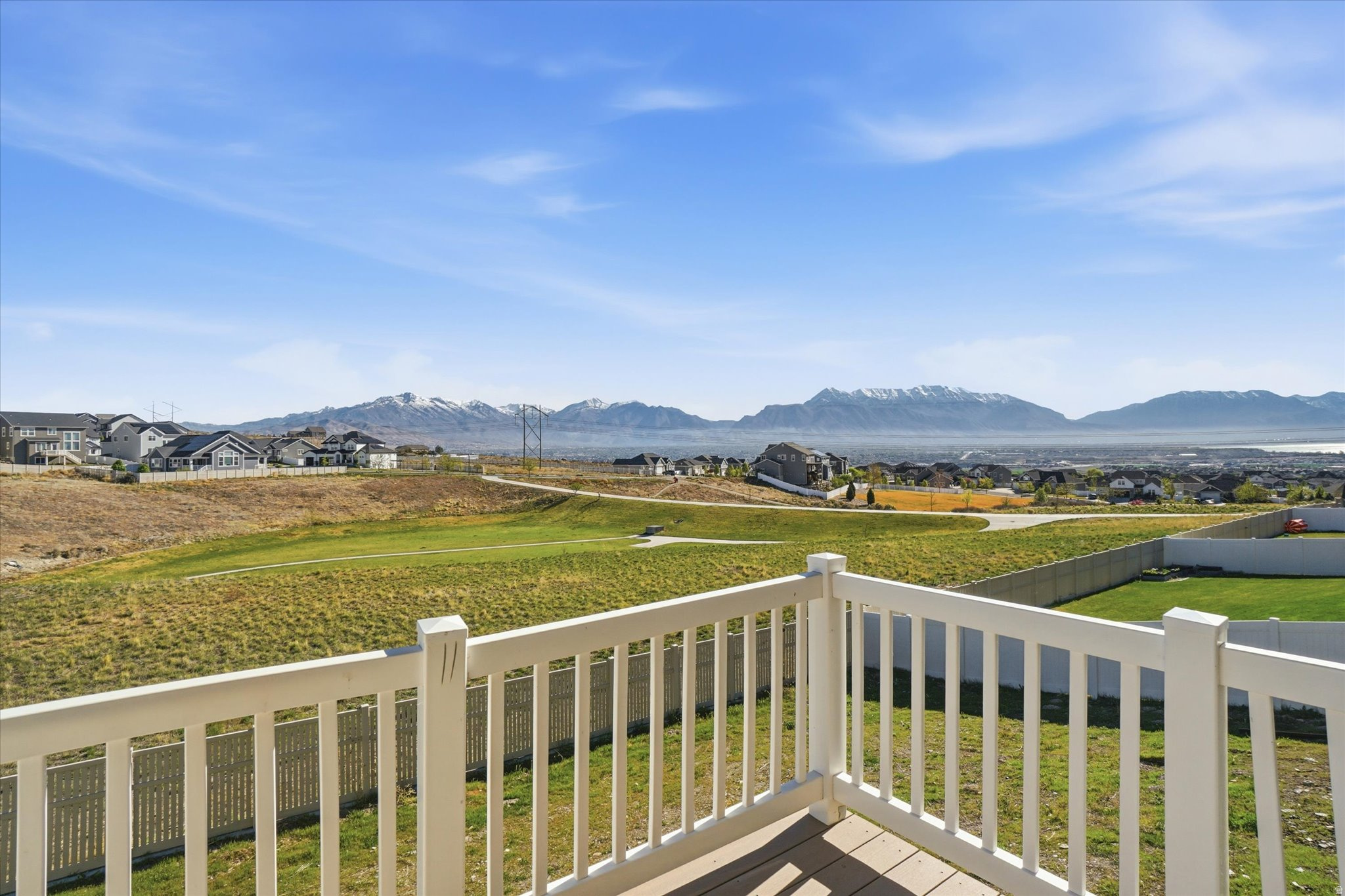 THE RIDGE - Residential