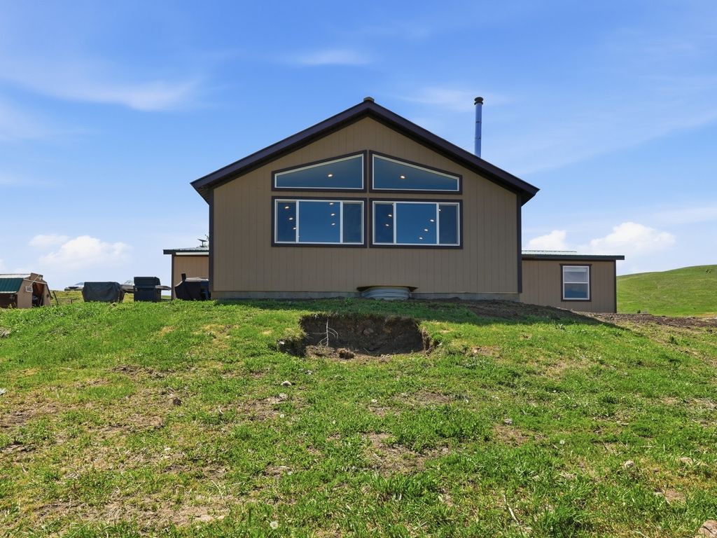 Photo of 8066 N VALLEY VIEW HEIGHTS HTS, Preston, ID 83263 (MLS # 2157601)