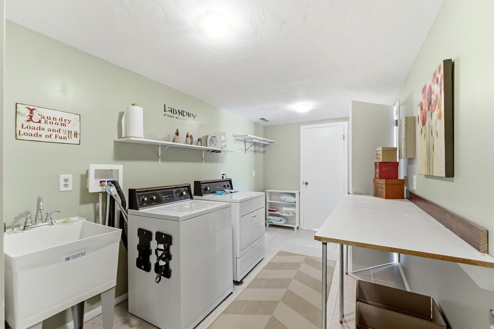 WILLOW CREEK - Residential