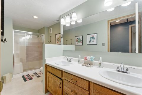 Tiny photo for 8967 S COBBLECREST LN, Sandy, UT 84093 (MLS # 2140465)