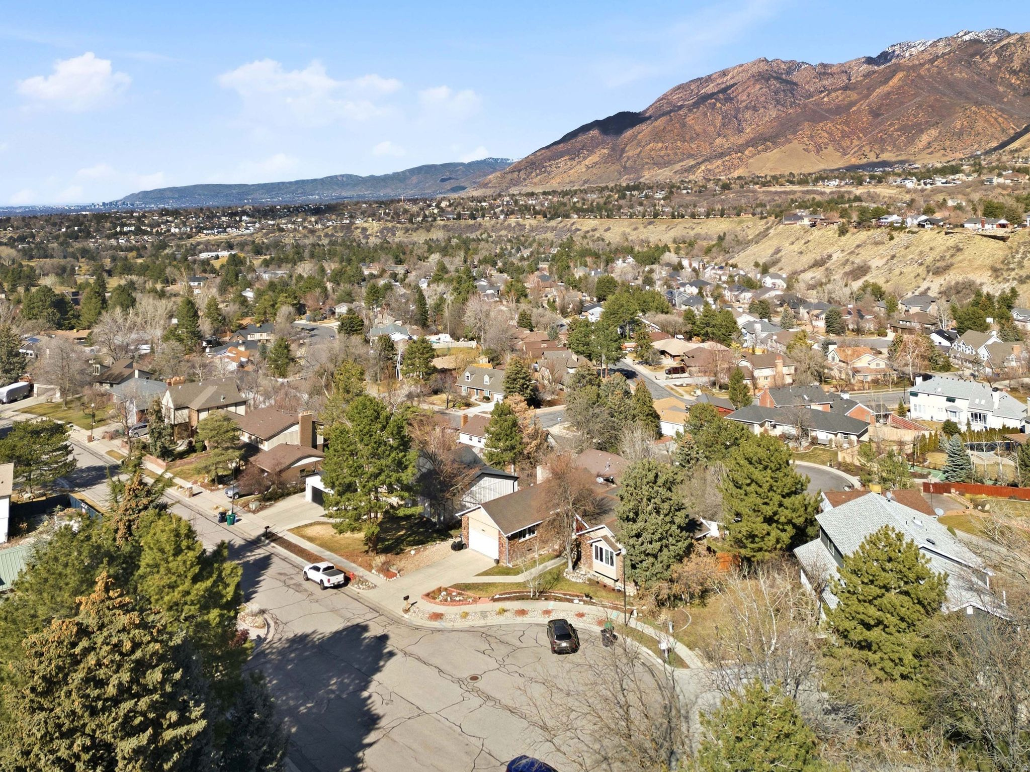 WILLOW CREEK - Residential