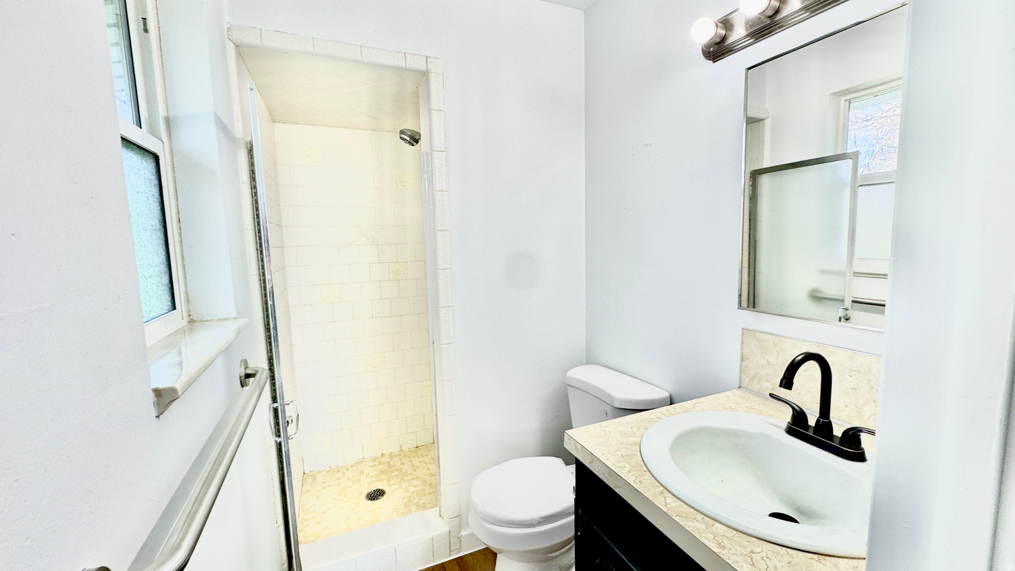 MOUNTIAN VIEW DRIVE - Residential