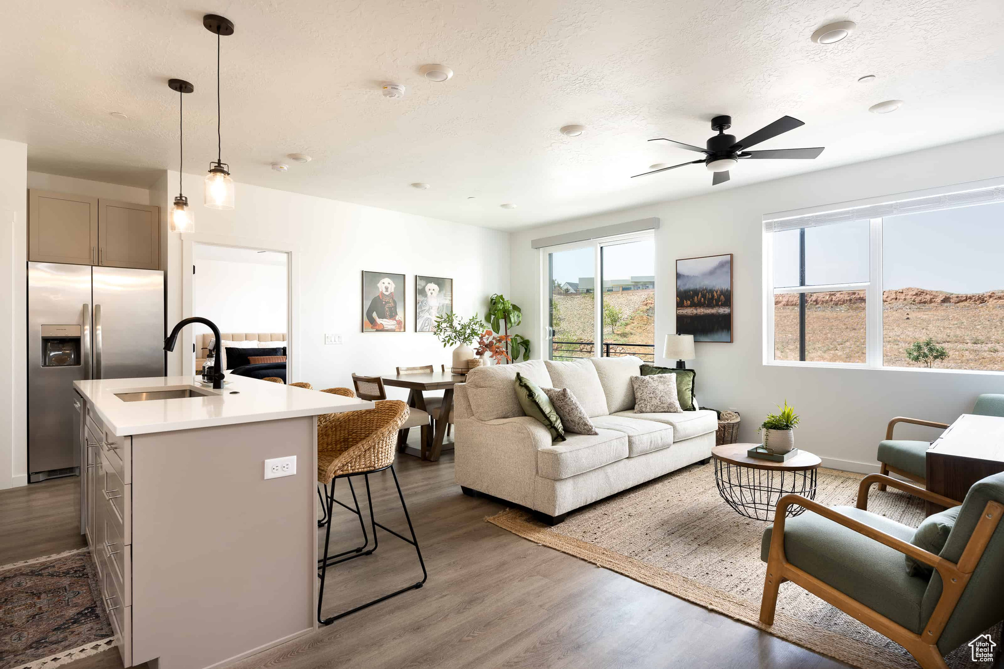 COVE CONDOMINIUMS B - Residential