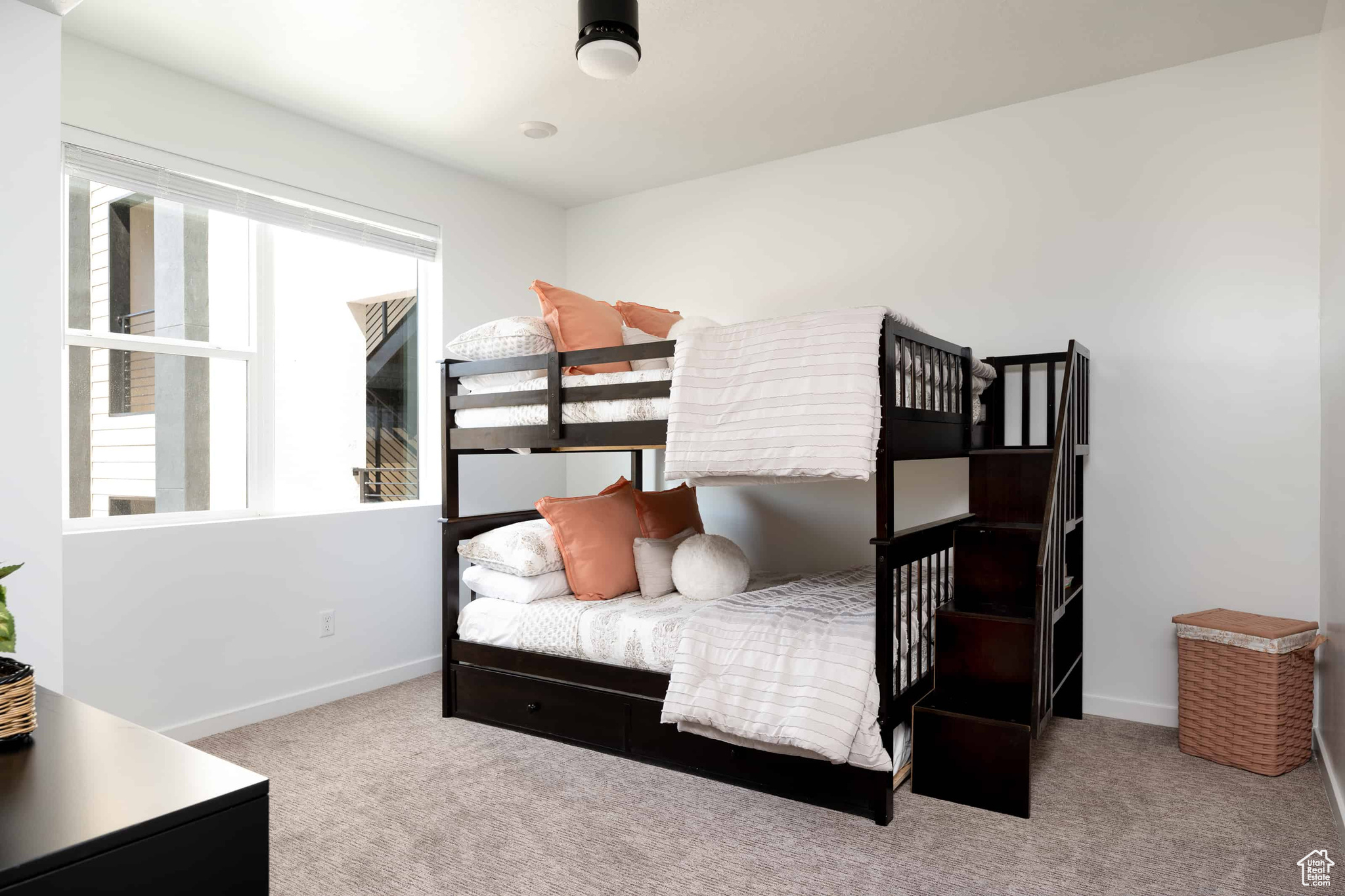 COVE CONDOMINIUMS B - Residential