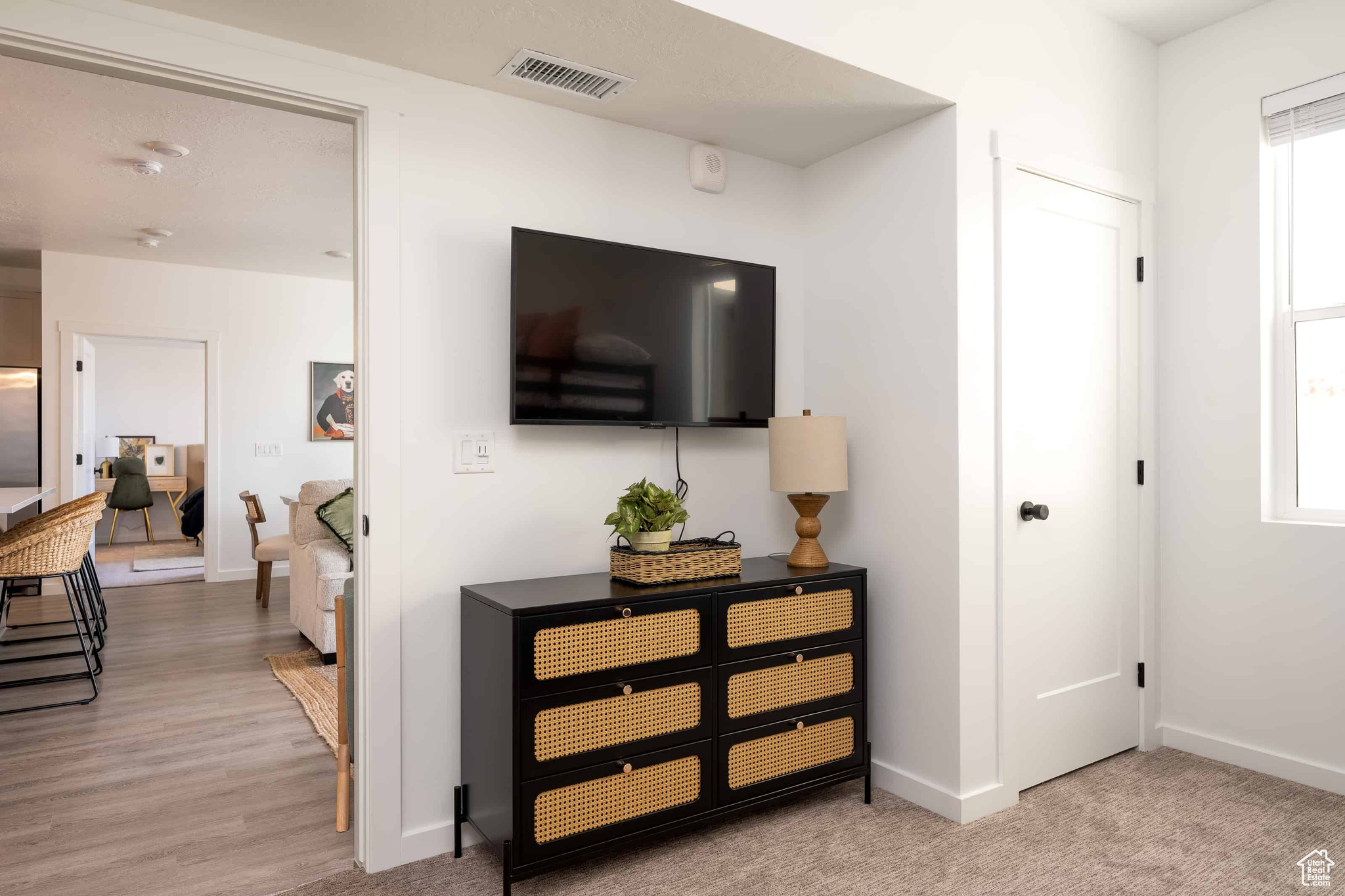 COVE CONDOMINIUMS B - Residential