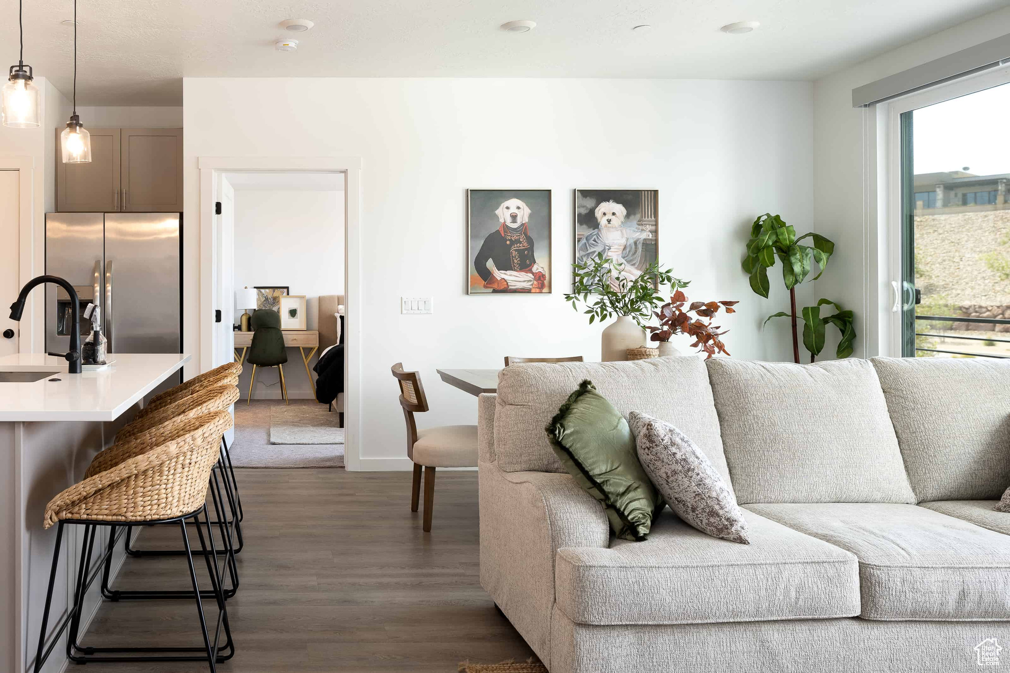 COVE CONDOMINIUMS B - Residential