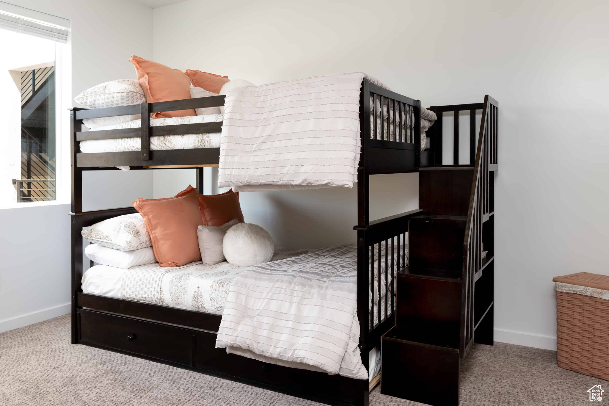 COVE CONDOMINIUMS B - Residential