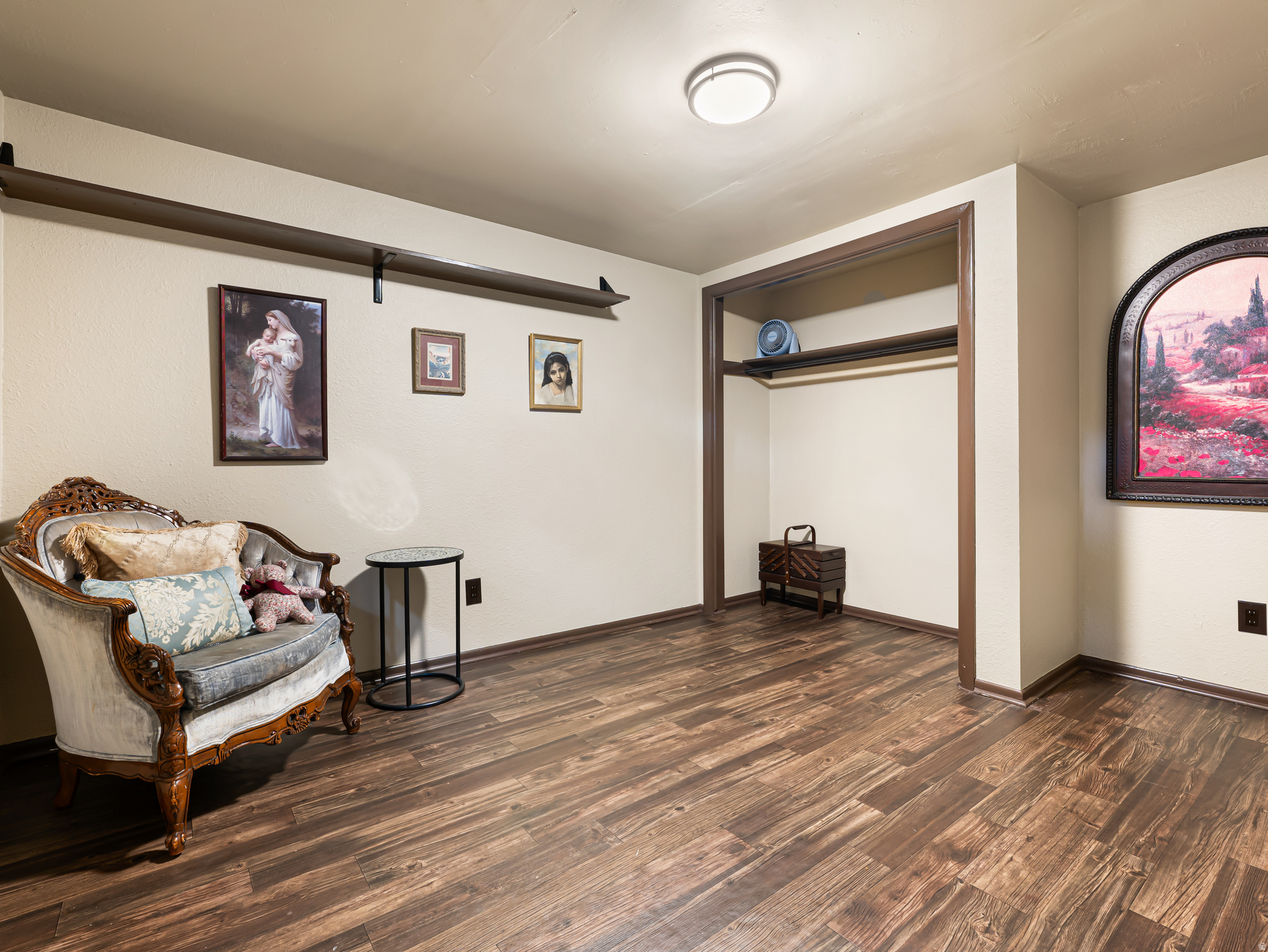 CHERRY VILLAGE - Residential