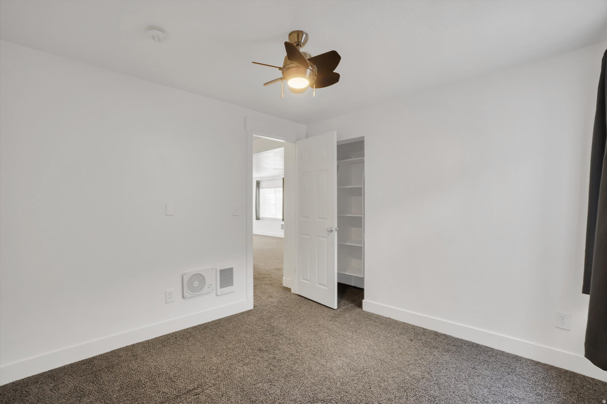 BLOOMFIELD FARMS PHASE 1 - Residential