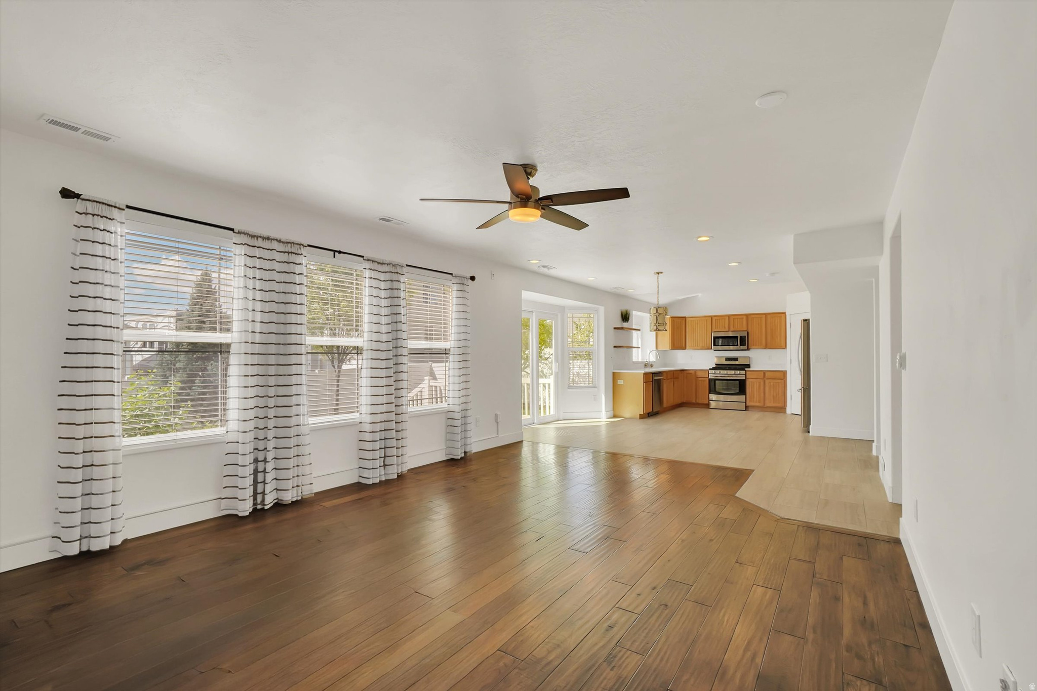 BLOOMFIELD FARMS PHASE 1 - Residential