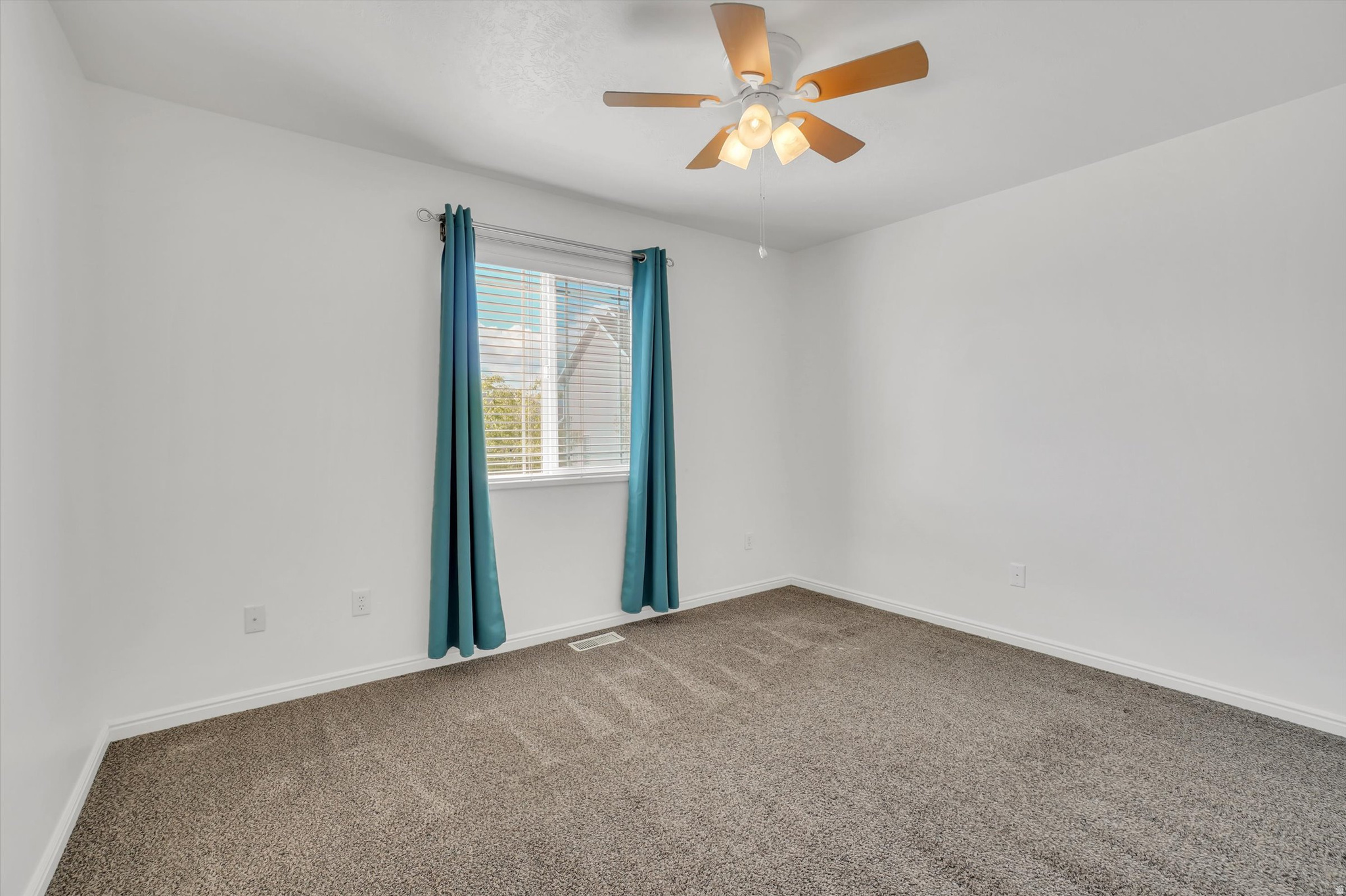 BLOOMFIELD FARMS PHASE 1 - Residential