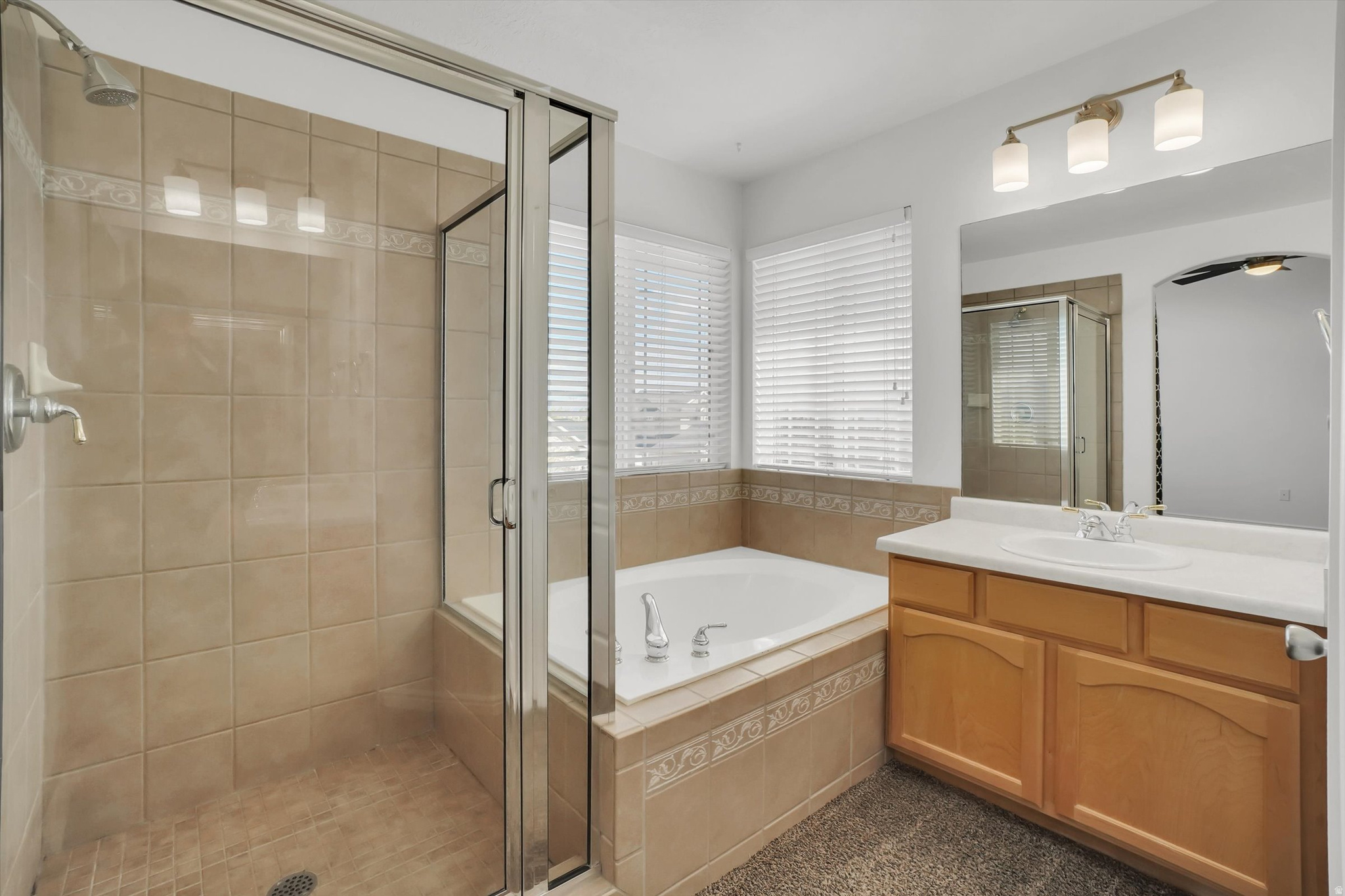 BLOOMFIELD FARMS PHASE 1 - Residential