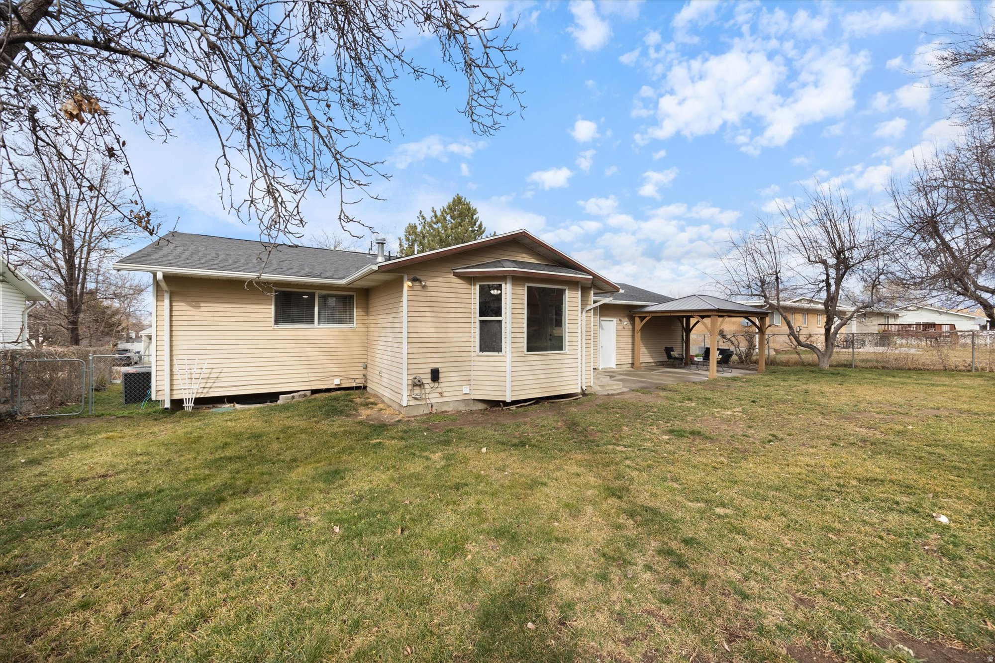 HARVARD PARK - Residential