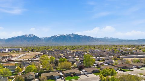 Tiny photo for 9489 S KIRKSIDE DR, South Jordan, UT 84009 (MLS # 2149999)