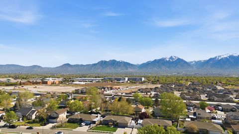 Tiny photo for 9489 S KIRKSIDE DR, South Jordan, UT 84009 (MLS # 2149999)