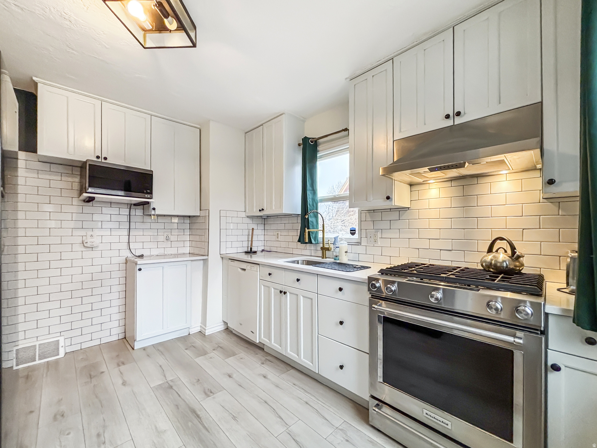 HIGHLAND PARK - Residential