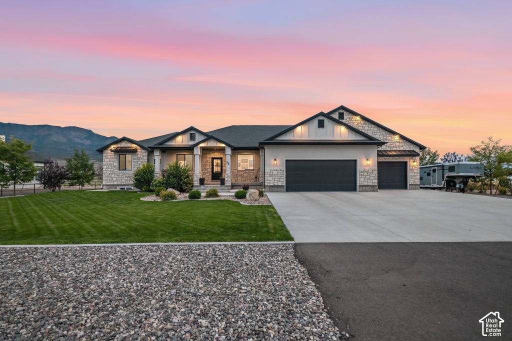 Photo of 244 E SEVIER RIVER RD, Central Valley, UT 84754 (MLS # 2188880)