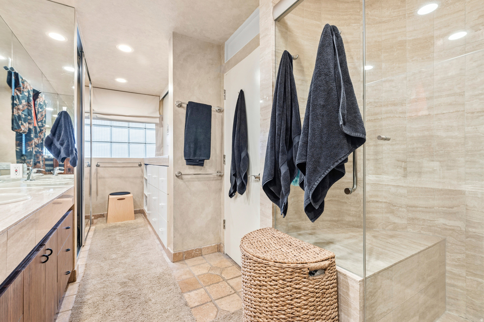 OAKDALE - Residential