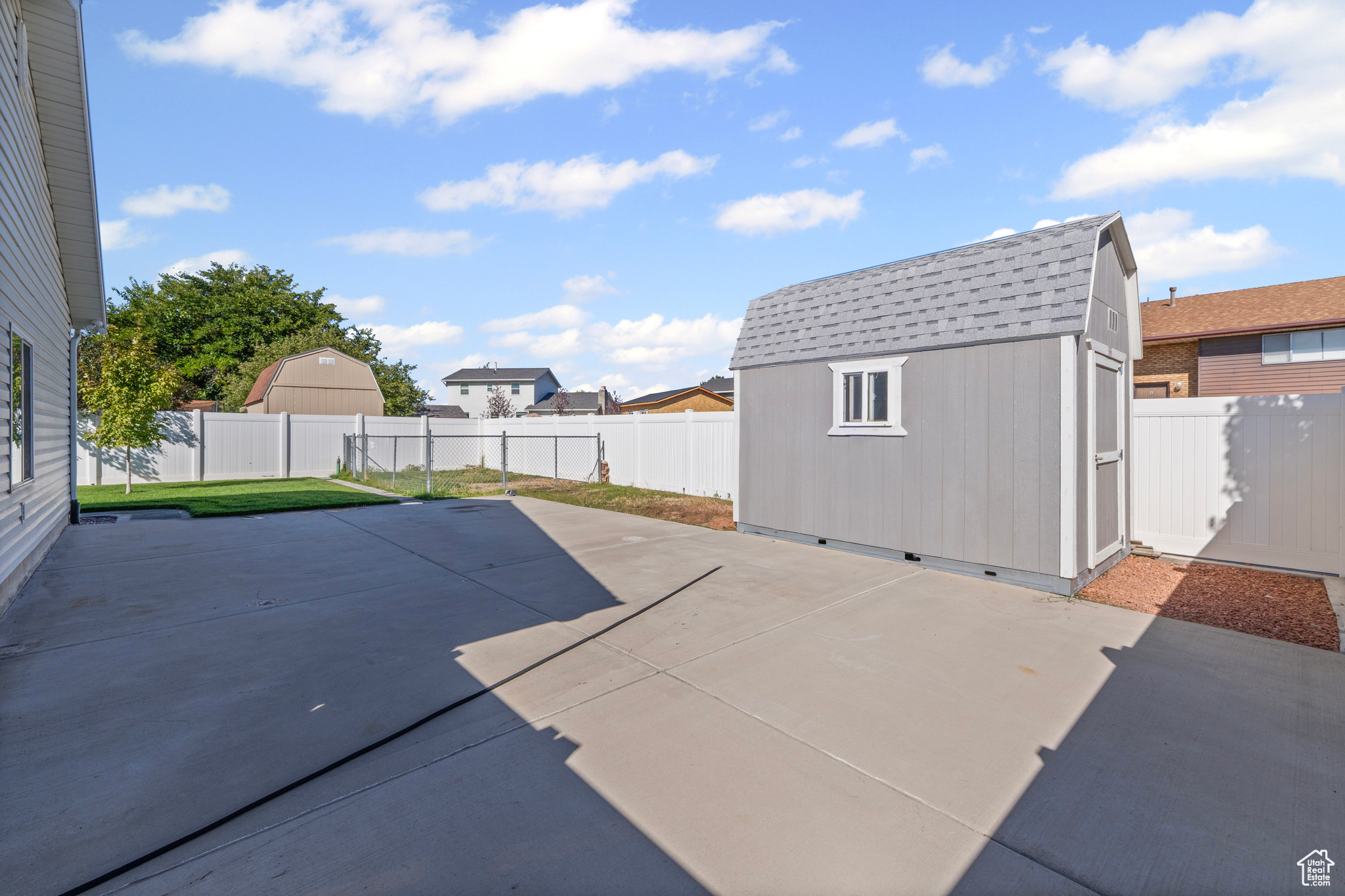 SHELTON ESTATES - Residential