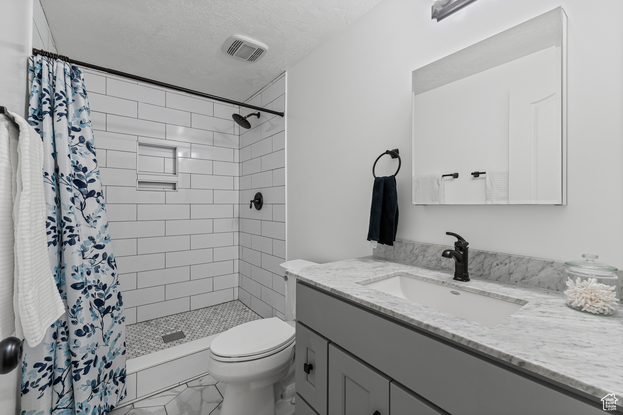 SHELTON ESTATES - Residential