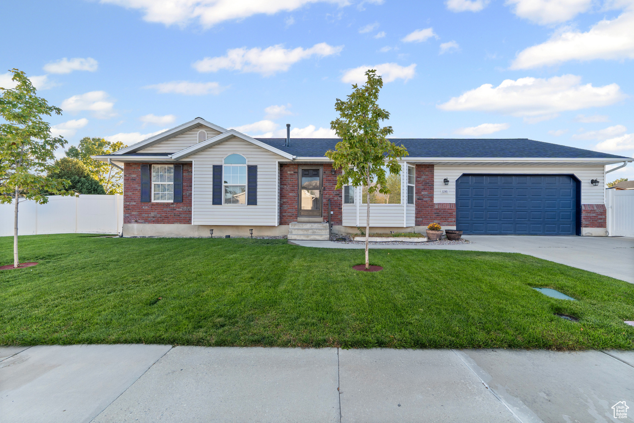 SHELTON ESTATES - Residential