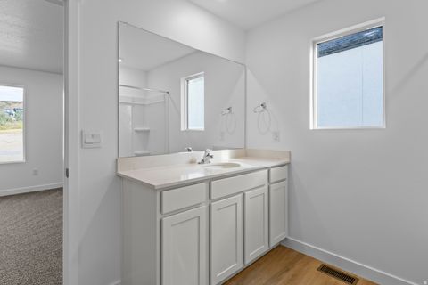 Tiny photo for 300 E LEVENGROVE DR N #232, Lehi, UT 84048 (MLS # 2143875)