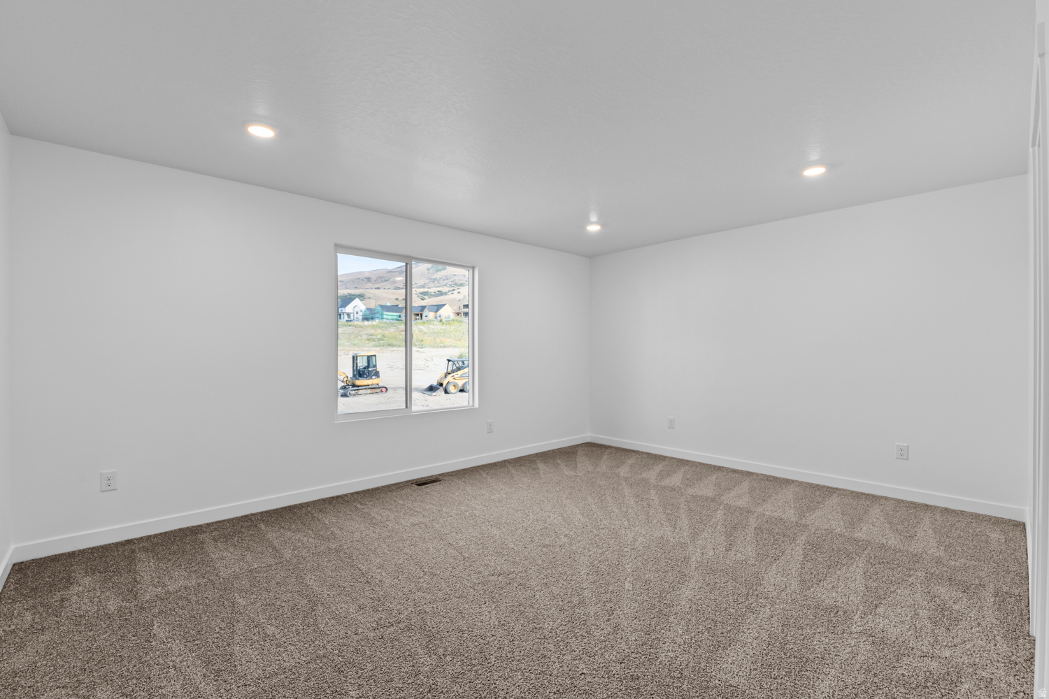 INVERNESS BY D.R. HORTON - Residential