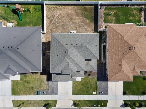 Tiny photo for 815 W POWDERWOOD LN, Mapleton, UT 84664 (MLS # 2174112)
