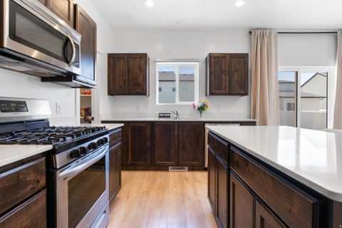 Tiny photo for 815 W POWDERWOOD LN, Mapleton, UT 84664 (MLS # 2174112)