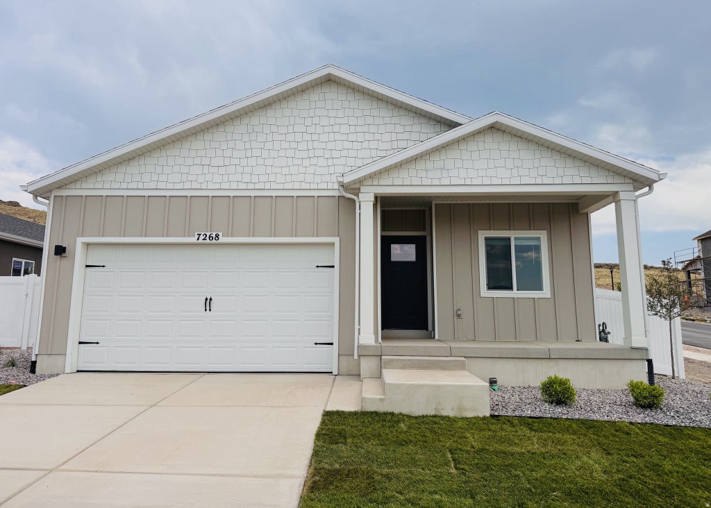 Photo of 7268 SLICK ROCK WAY N, Eagle Mountain, UT 84005 (MLS # 2182451)